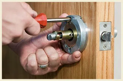 Evergreen Park IL Locksmith Store Evergreen Park, IL 708-688-1003 - 10-residential-lockouts